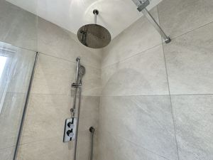 Family Bathroom- click for photo gallery